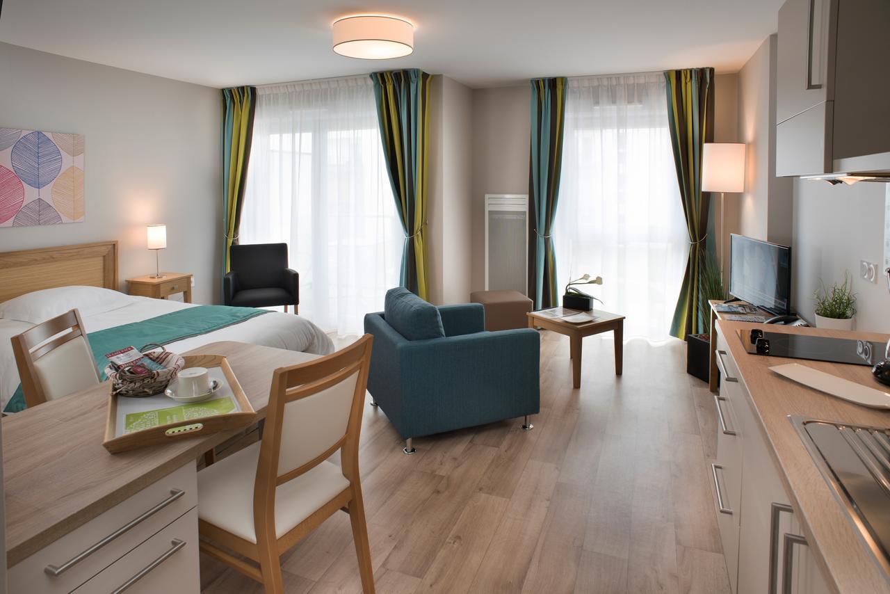 Aparthotel Domitys Les Voiles Pourpres Auray Exterior foto